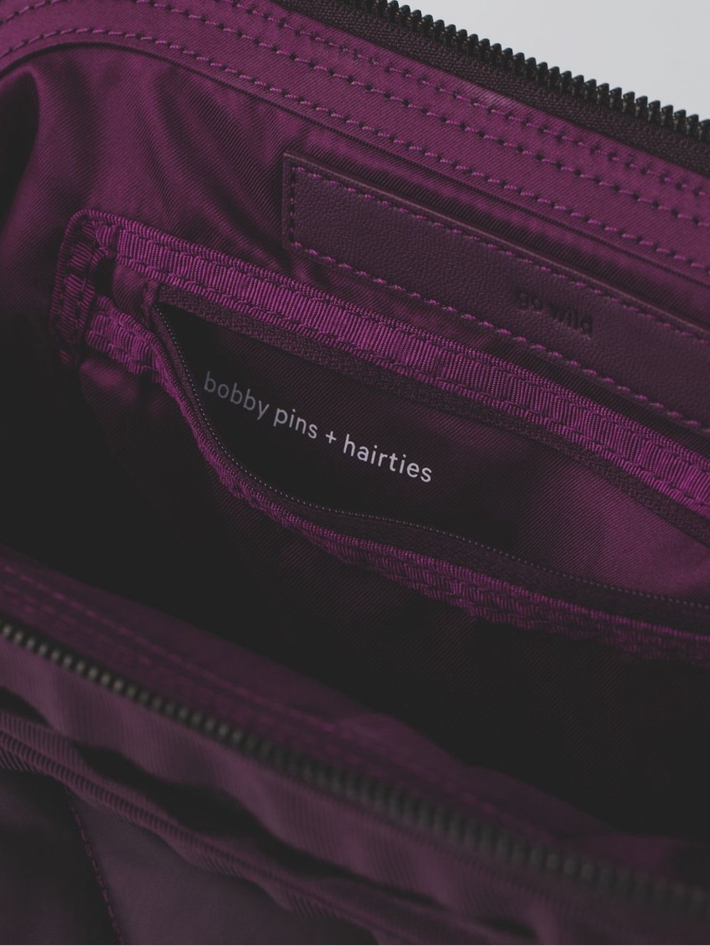 Lululemon Don’t Sweat It Kit Quilted Black Cherry Cosmetic Travel Pouch Bag Gym - Picture 4 of 13